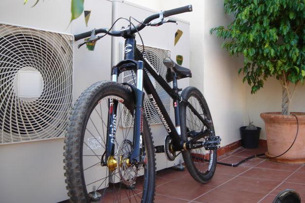 Cannondale Chase SS Con Bielas Race Face Diabolus.