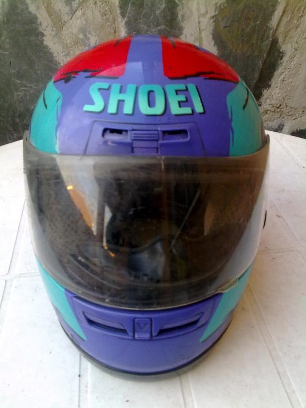 Casco shoei