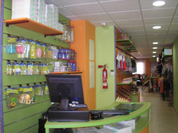 mobiliario tienda infantil