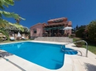 Chalet con 4 dormitorios se vende en Marbella, Costa del Sol - mejor precio | unprecio.es