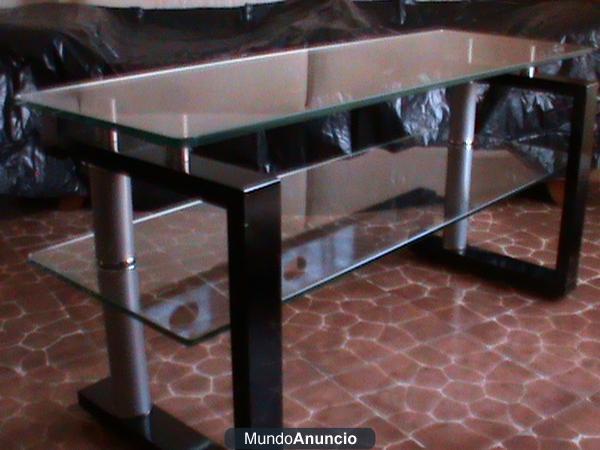 MESA PARA TV DE CRISTAL