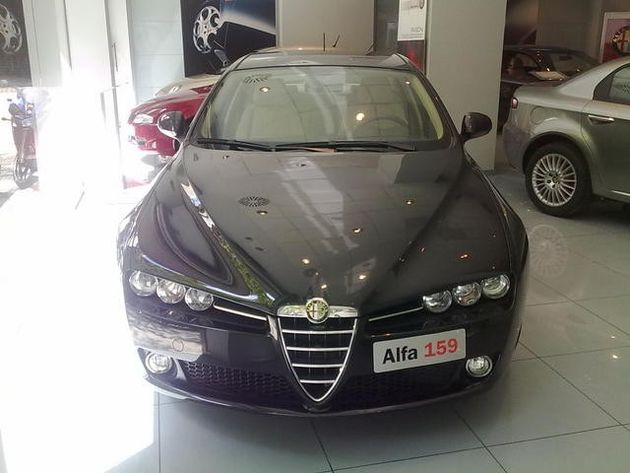 LEXUS IS 220D SPORT