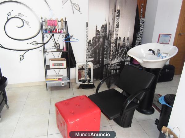 SALÓN DE PELUQUERÍA COMPLETO POR 8.000 EUROS