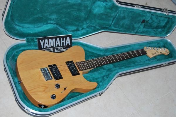 Guitarra Yamaha Pacifica 120 + Ampli Fender + Estuche
