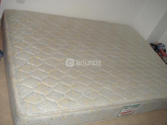 vendo colchon y canape. tambien por separado