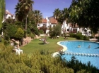 Adosado con 3 dormitorios se vende en Estepona, Costa del Sol - mejor precio | unprecio.es