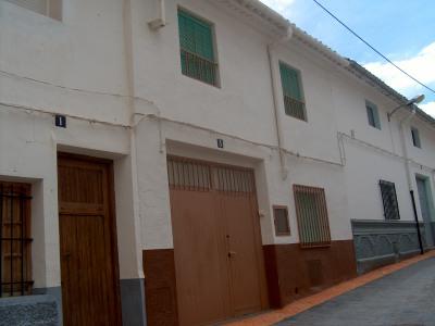 4b  , 1ba   in Teresa De Cofrentes,  Valencia And Costa del Azahar   - 124000  EUR