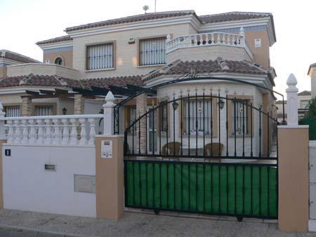 Casa pareada en Guardamar del Segura