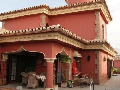 Chalet con 3 dormitorios se vende en Mijas Costa, Costa del Sol