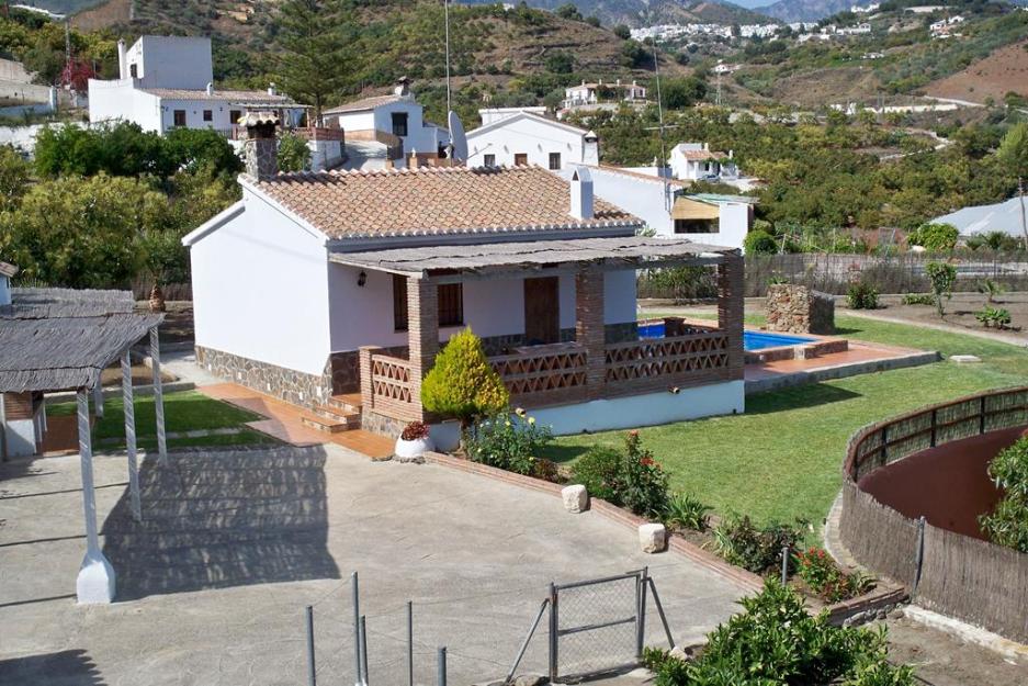 Apartamento en frigiliana con 1.500 m2 de terreno