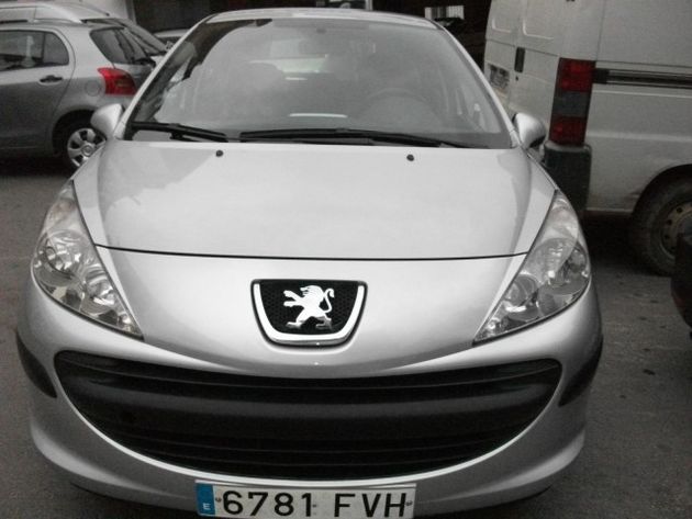 PEUGEOT 207 1.4HDI Urban
