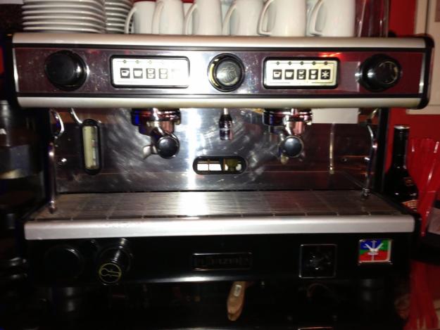 Se vende cafetera profesional la spaziale