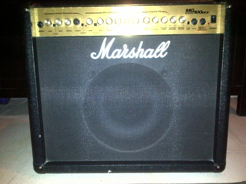 Vendo combo marshall mg 100 w dfx