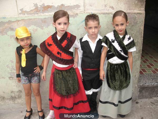 TRAJE TÍPICO GALLEGO DE BAILE PARA NIÑO