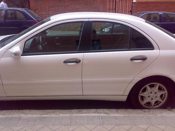 Vendo Mercedes-Benz C 220 CDI classic