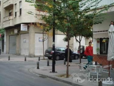 Alquilar Local Comercial Granada zona calle alhamar