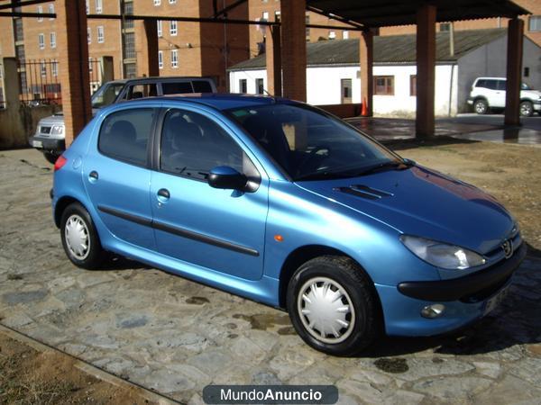 SE VENDE PEUGEOT 206 GTD 1.9