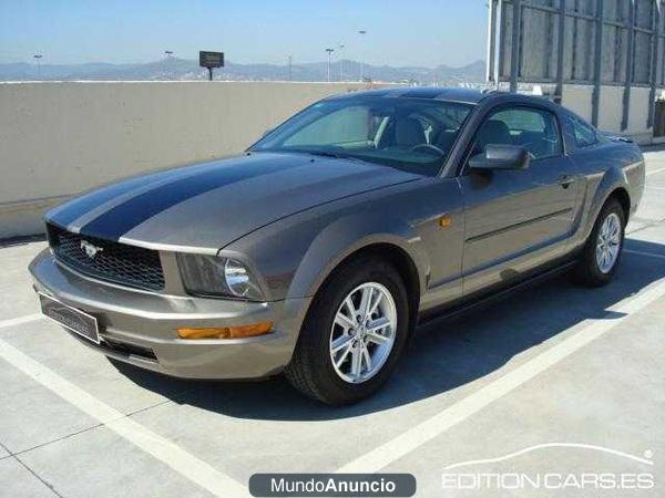 Ford Mustang V6 GT Premium