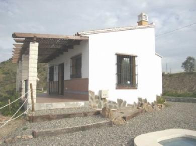 Chalet con 2 dormitorios se vende en Coin