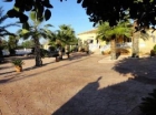 Chalet con 4 dormitorios se vende en Catral, Vega Baja Torrevieja - mejor precio | unprecio.es