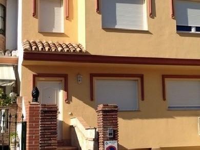 Adosado con 3 dormitorios se vende en Mijas Costa, Costa del Sol