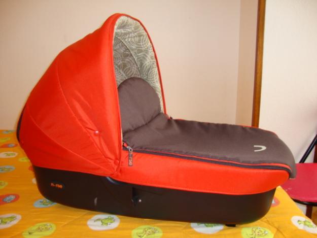 Vendo COCHE DE BEBE        -      190 EUROS  3 piezas