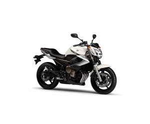 YAMAHA XJ 600