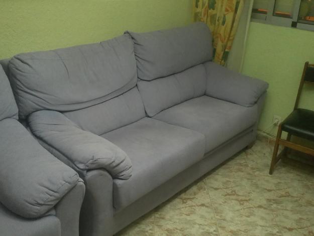 2 sofas