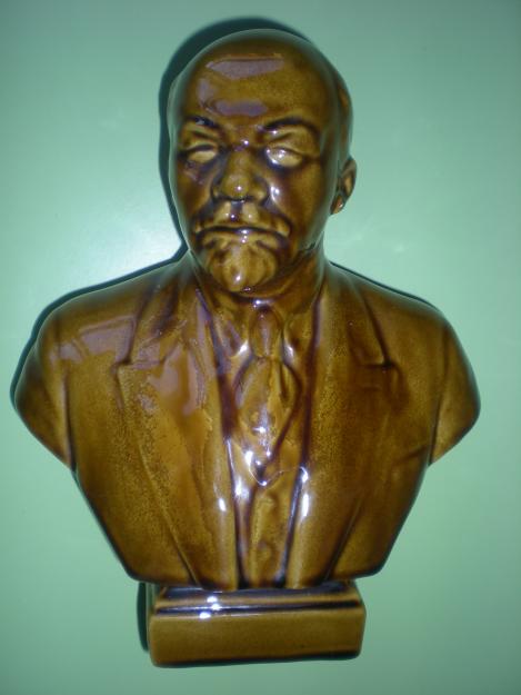 Busto De Lenin