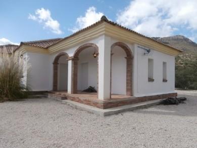 Chalet con 3 dormitorios se vende en Alcaucin, Axarquia