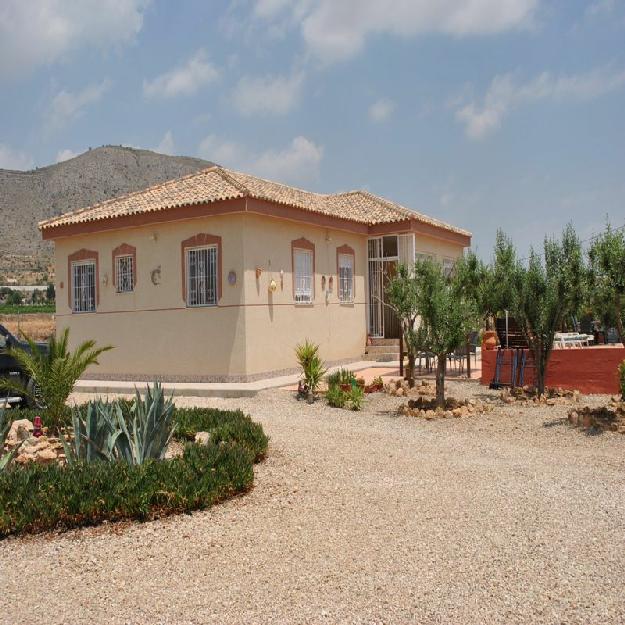 Chalet en venta en Hondón de las Nieves, Alicante (Costa Blanca)