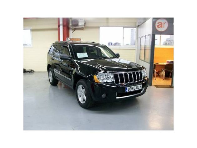 JEEP GRAND CHEROKEE 3.0 CRD 218cv LAREDO