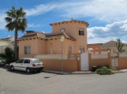 Chalet con 3 dormitorios se vende en Villamartin, Costa Blanca - mejor precio | unprecio.es