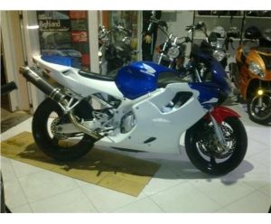 HONDA CBR 600F