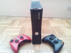 Xbox 360 Slim 250 Gb + x360 key + 2 mandos - mejor precio | unprecio.es
