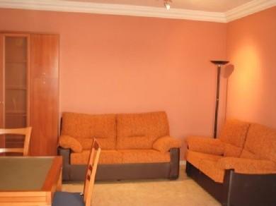Apartamento con 2 dormitorios se vende en Estepona, Costa del Sol