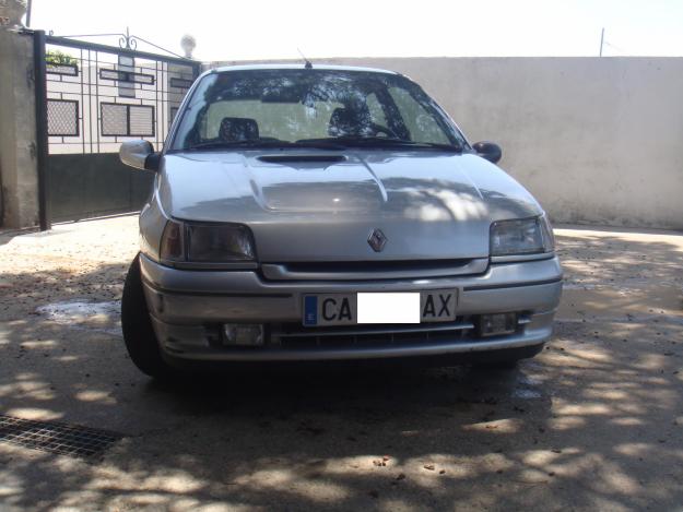 Renault Clio 1.8 16v 137cv
