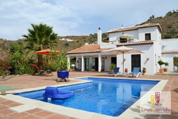 Chalet en venta en Arenas, Málaga (Costa del Sol)