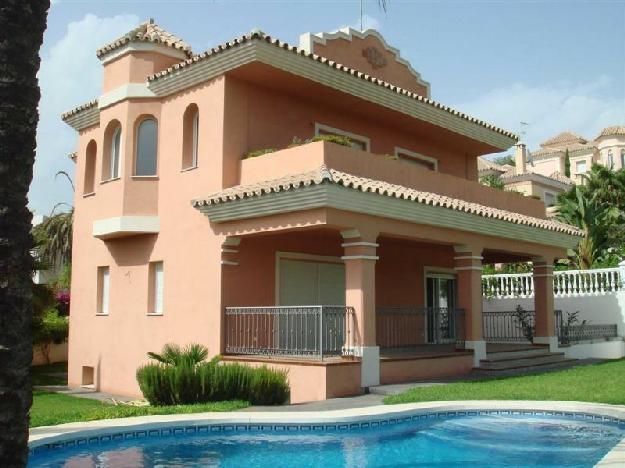 Villas a la venta en Guadalmina Alta Costa del Sol