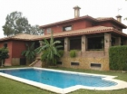Chalet con 4 dormitorios se vende en Fuengirola, Costa del Sol - mejor precio | unprecio.es