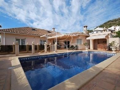 Chalet con 4 dormitorios se vende en Benitachell, Costa Blanca