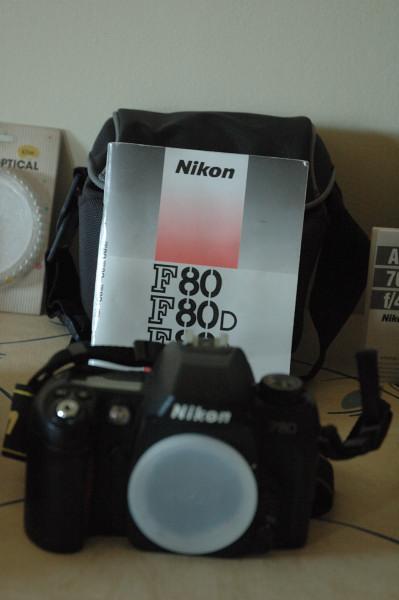 NIKON - F80 + OBJETIVOS + FLASH + BOLSA