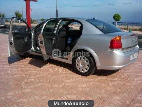 Opel Vectra Essentia 1.9 CDTI 8v 120 CV