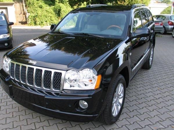 Se vende urgentee: Jeep Grand Cherokee 3.0 CRD,negro,12-2007,23200km,12000 EURO