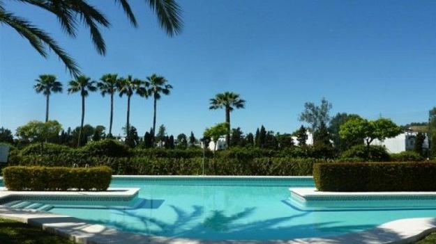Apartamento en venta en Nueva Andalucia, Málaga (Costa del Sol)