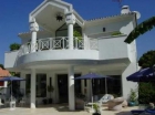 Chalet con 4 dormitorios se vende en Estepona, Costa del Sol - mejor precio | unprecio.es