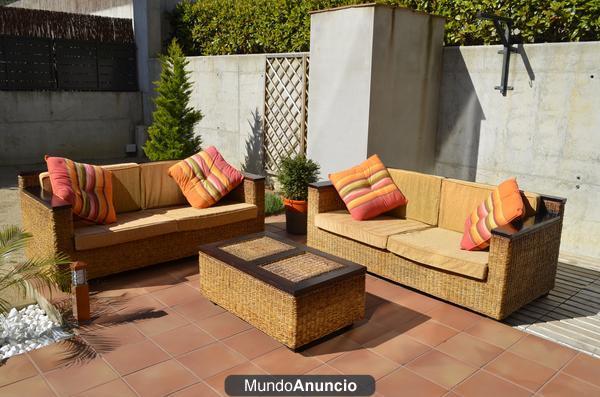 SE VENDE CONJUNTO DE SOFAS DE JARDÍN