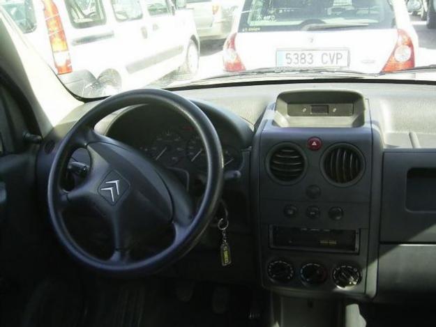 Venta de coche Citroen Berlingo 1.9d Aa '03 en Vitoria