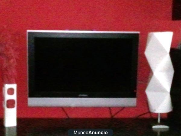 Televisión LCD con TDT incorporada