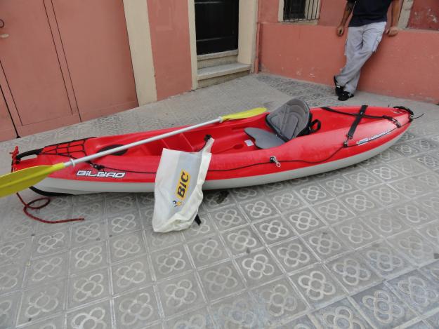 KAYAK MODELO BILBAO EN PERFECTO ESTADO